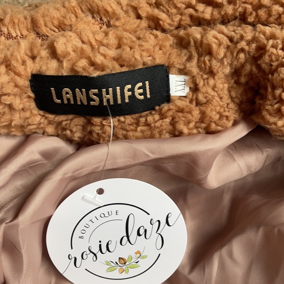 Teddy Bear Jacket - Picture 3 of 3